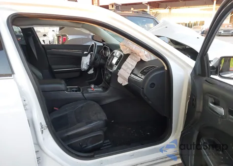 2015 Chrysler 300 Limited from USA, damaged, VIN 2C3CCAAG2FH932022